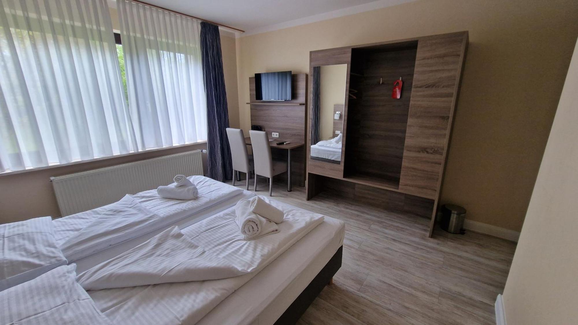 Hotel Tini Bad Fallingbostel Εξωτερικό φωτογραφία